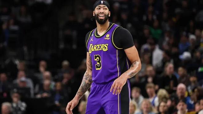 领球队在压 领球队在压